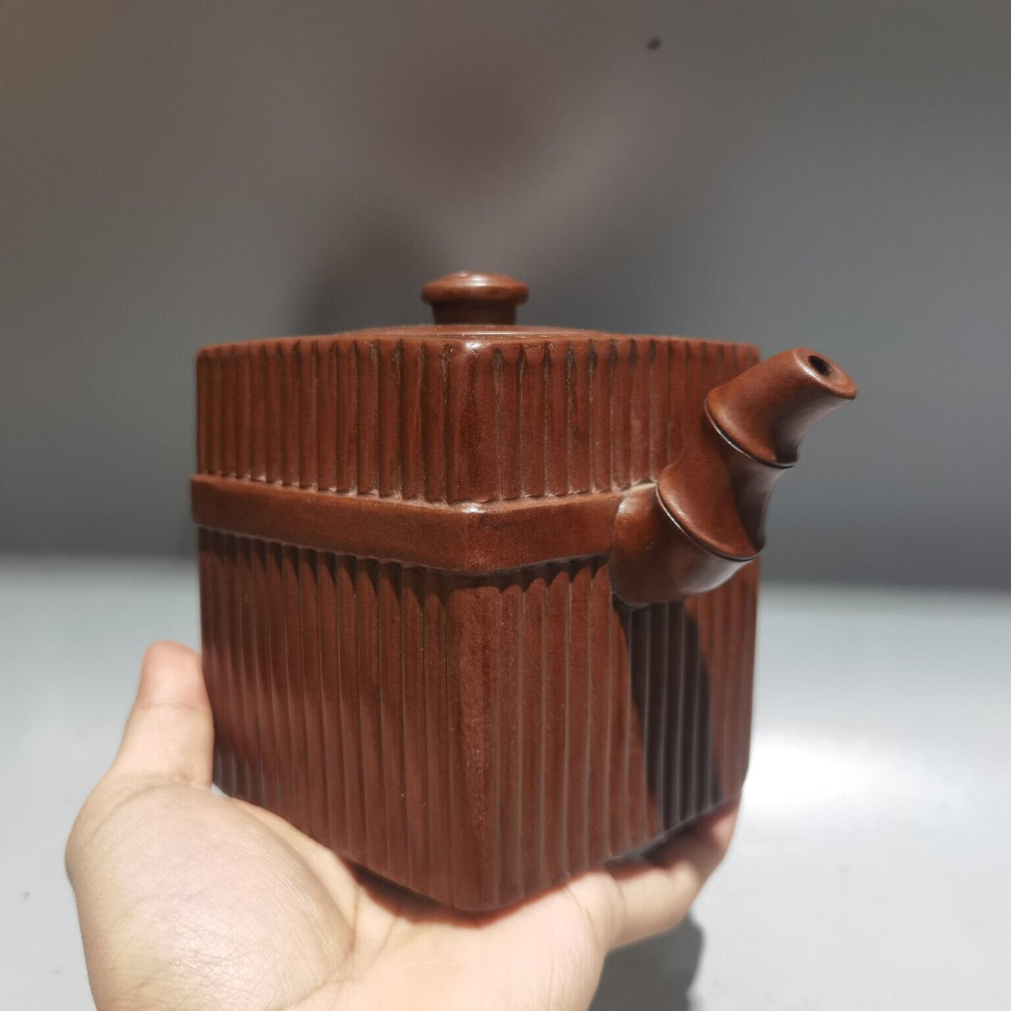 Chinese Yixing Zisha Clay Handmade Exquisite Teapot （一捆竹壶 底款：宜兴出品 )