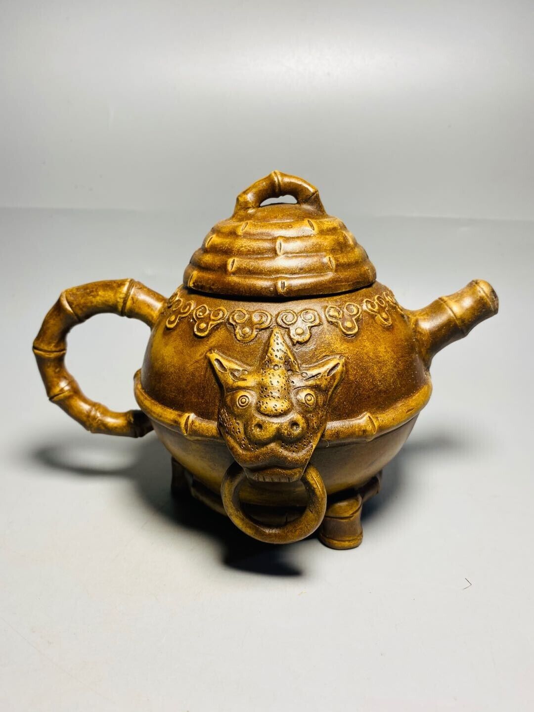 Chinese Yixing Zisha Clay Handmade Exquisite Teapot （三脚虎头双环壶 底款：高建芳制）