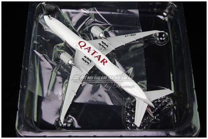 1:400 JC Wings QATAR BOEING 777-300ER Passenger Airplane Diecast Aircraft Model