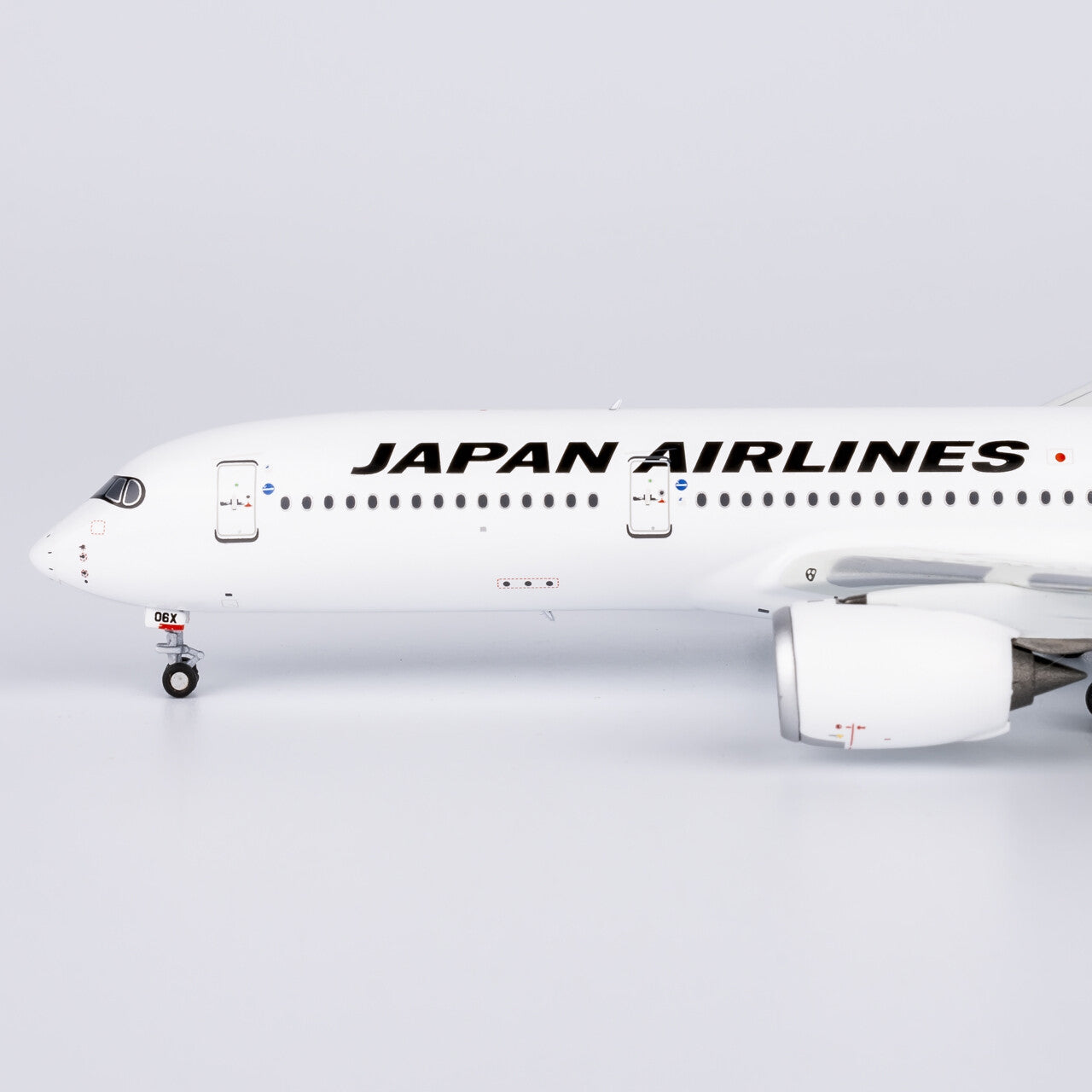 1:400 NGmodels Japan Airlines Airbus A350-900 Passenger Airplane Diecast Model