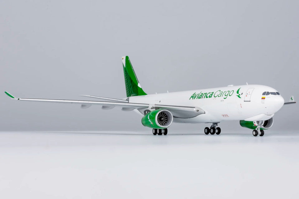 1:400 NG Model Avianca Cargo AIRBUS A330-200F Aircraft Diecast Airplane Model