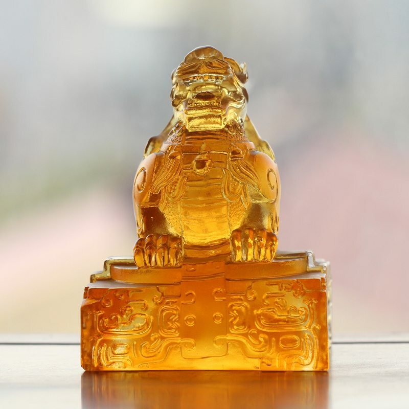 Liu Li Crystal Glass Pi Xiu Seal Statue Feng Shui Ornament Mascot Gift