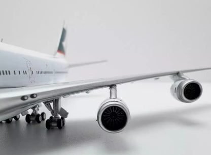 1:400 YY Wings CATHAY PACIFIC BOEING 747-300 Passenger Airplane Diecast Model