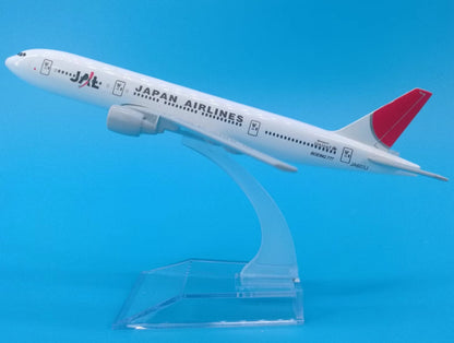 16cm JAPAN AIRLINES BOEING 777 Passenger Airplane Diecast Aircraft Plane Model
