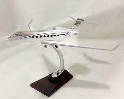 1:100 31CM Gulfstream G650ER NG50GF Business Jet Plane Resin Aircrarft Model