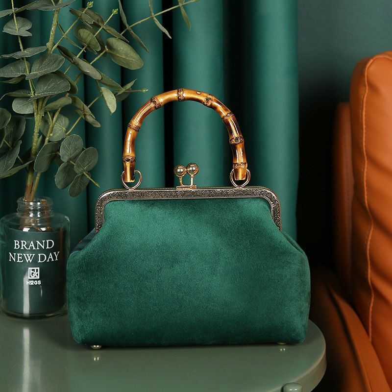 Wood Hand Lock Shell Bag Vintage Purse Chain Women Shoulder Purse Cloth Handbags