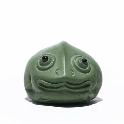 Chinese Yixing Zisha Pottery Green Clay Animal Golden Toad Tea Pet Statue