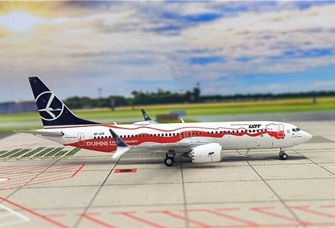 1:400 JC Wings LOT BOEING 737 MAX 8 Passenger Airplane Diecast Aircraft Model