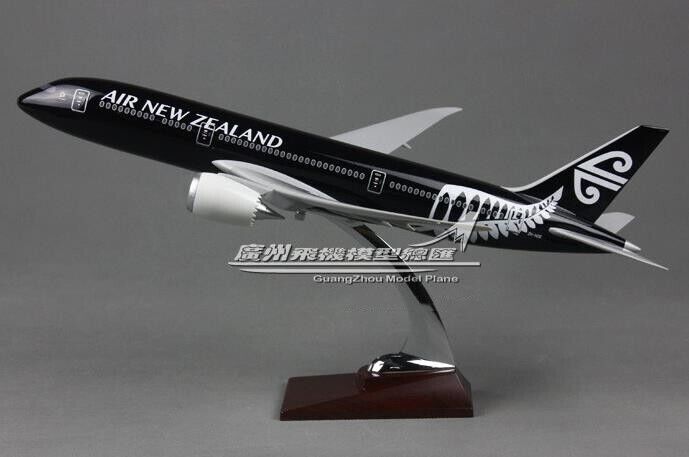 43CM AIR NEW ZEALAND BOEING 787 ZK-NZE Passenger Airplane Resin Aircrarft Model