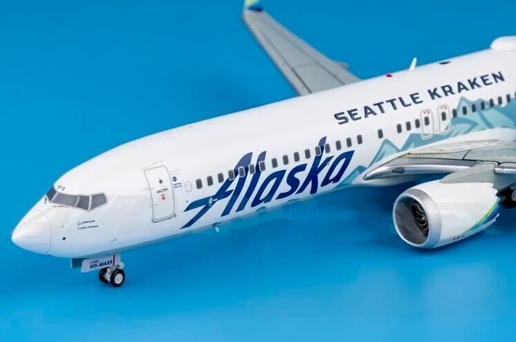1:200 GeminiJets Alaska BOEING 737 MAX 9 Passenger Airplane Diecast Plane Model