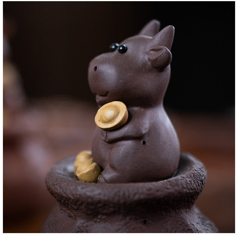 Chinese Yixing Handmade Sculpture Purple Clay Tea Pet Lucky Cartoon Statue
