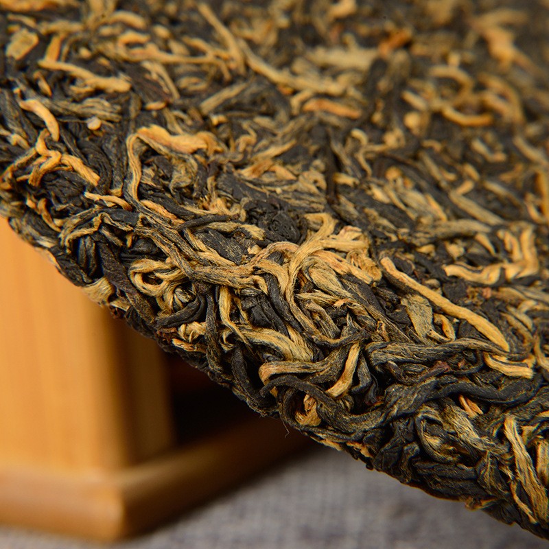 357g Yunnan Dian Black Tea Big Tree Tea Xigui Red Tea Cake Strong Aroma Type Tea
