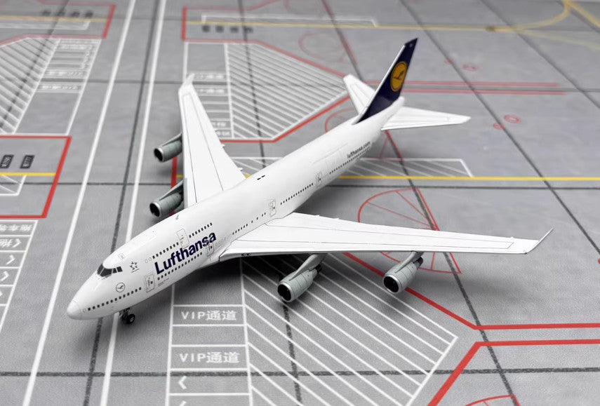 1:400 YY Wings Lufthansa BOEING 747-400 Passenger Plane Aircraft Diecast Model