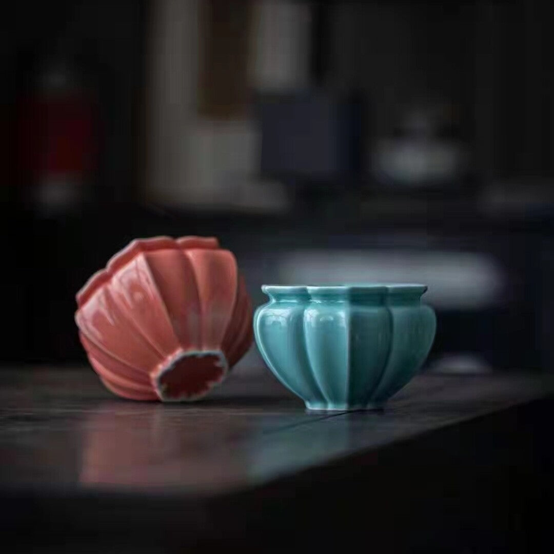 Porcelain Holder For Tea Pot Water Reservoir Pot Mat Lotus Design Copper Filter
