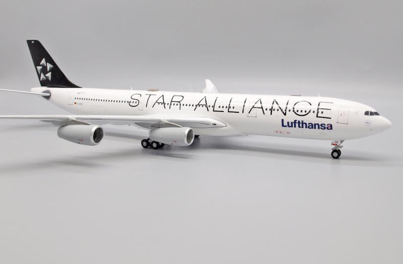 1:200 JC Wings Lufthansa AIRBUS A340-300 Passenger Plane Diecast Aircraft Model