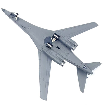 New 1/200 Scale Diecast Alloy B-1B Fighter Bomber Aircraft Model Toy Gift