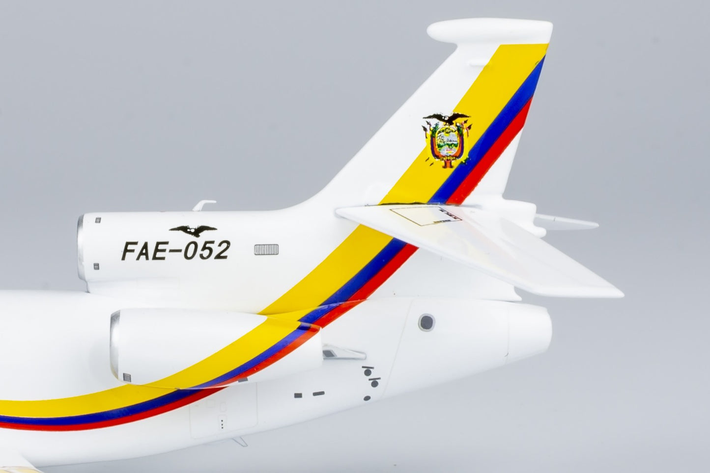 1:400 NGmodels Ecuadorian Air Force Dassault Falcon 7X Airplane Diecast Model