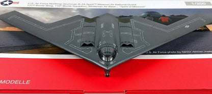 herpa US B-2A Spirit Stealth Millitia 1/200 diecast plane model
