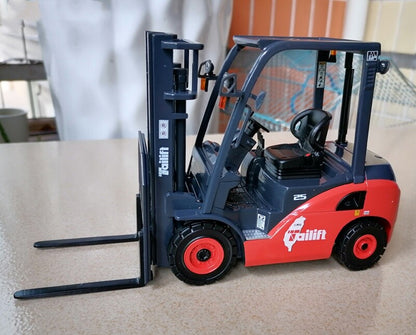 1:20 Tailift 250 Forklift Truck Stacker Crane Contruction Machine Diecast Model