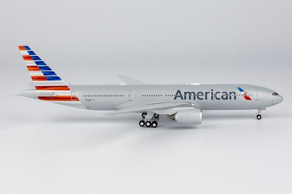 1:400 NG Model American BOEING 777-200ER Passenger Airplane Diecast Plane Model