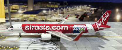 Phoenix AirAsia Airbus A321neo HS-EAA 1:400 DIECAST Aircraft Pre-builded Model