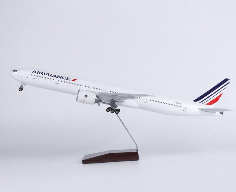 1:157 47CM AIR FRANCE BOEING 777-300ER Plane Landing Gear Resin Aircraft Model
