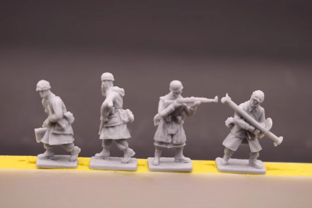 Unassembled1/72 Resin figure model WWII German Airborne 15pcs Soldiers kit