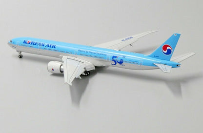 1:400 JC Wings KOREAN AIR BOEING 777-300 Passenger Plane Flap Down Diecast Model
