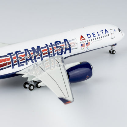 1:400 NG Model DELTA AIRBUS A350-900 Passenger Airplane Diecast Aircraft Model