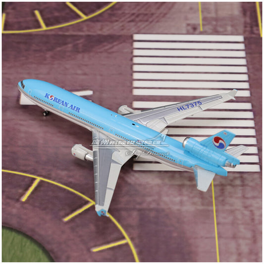 1:400 Phoenix KOREAN AIR McDonnell Douglas MD-11 Airplane Diecast Aircraft Model