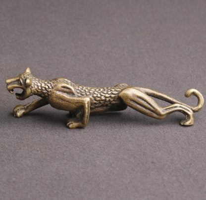 Brass old statue Chinese handmade leopard statue delicate antique