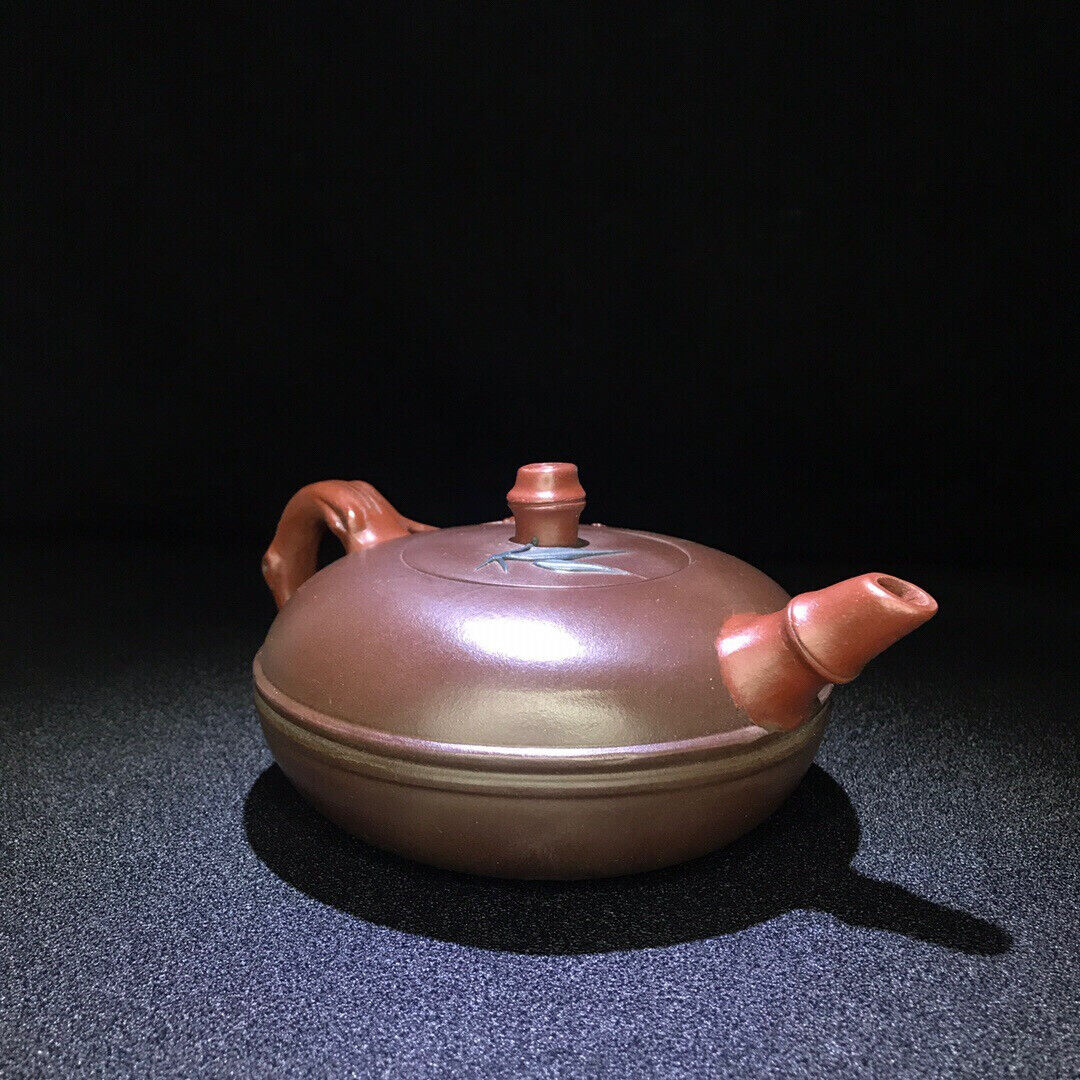 Chinese Yixing Zisha Clay Handmade Exquisite Teapot（双线梅花 底款：如图）