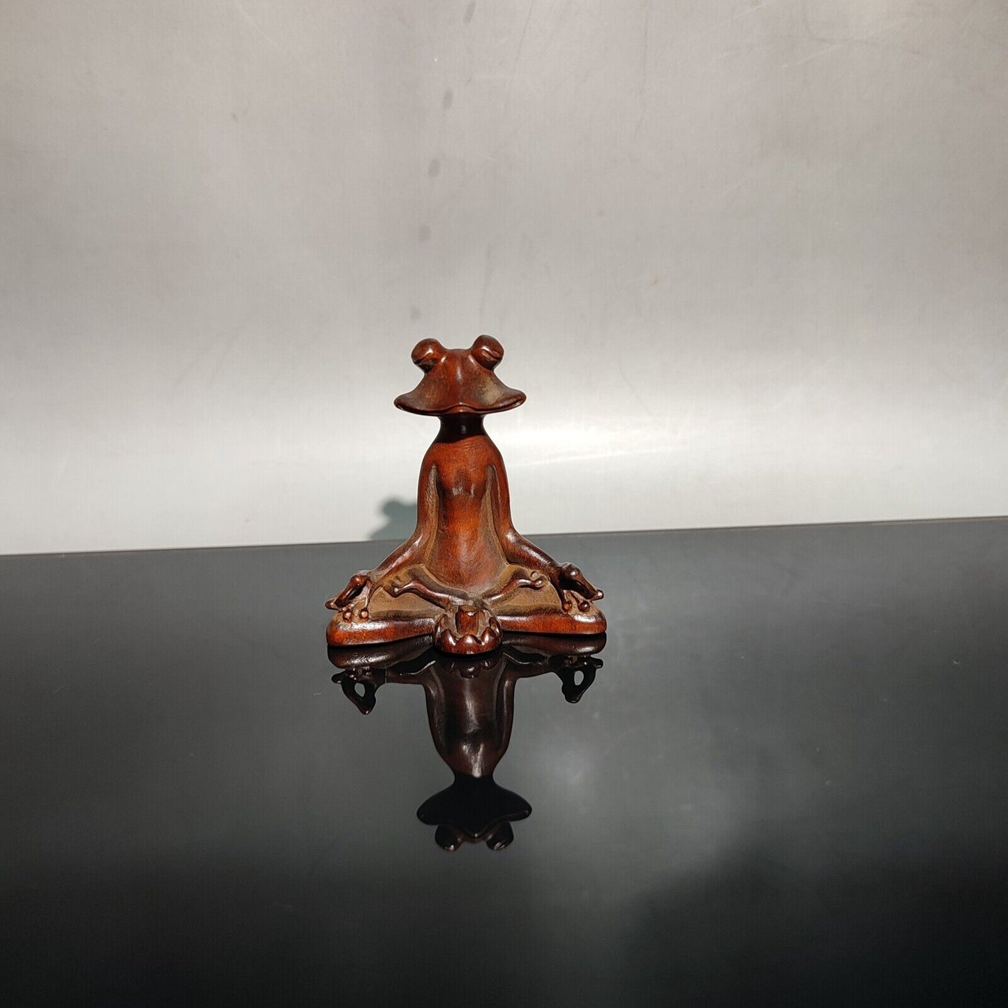 vintage antique wood carving Boxwood wooden sculpture frog statue Incense burner