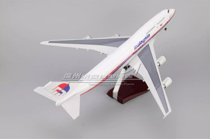 47CM 1:150 Malaysia Airlines BOEING 747-400 Airplane Landing Gears Resin Model