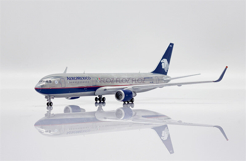 JC WINGS AEROMEXICO for Boeing B767-300ER XA-APB 1:400 Aircraft Pre-built Model