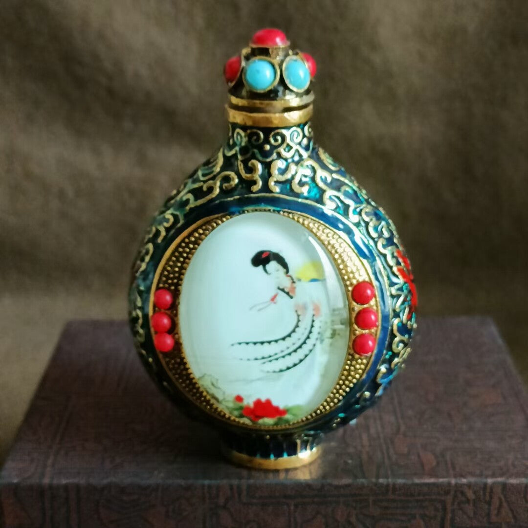 chinese carved snuff bottle Inlaying Sexy Woman enamel Painted glow-in-the-dark