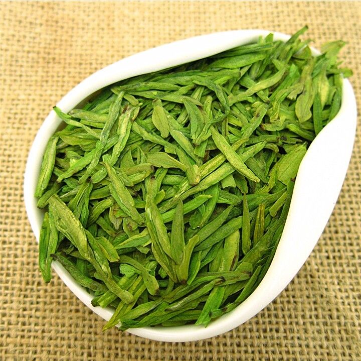 White Dragon Well Green Tea, Bai Cha Long Jing, Organic Anji Lung Ching tee