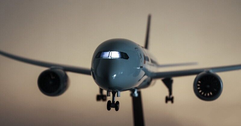 44CM American BOEING 787 Aircraft Led Sound-controlled Light Resin Plane Model