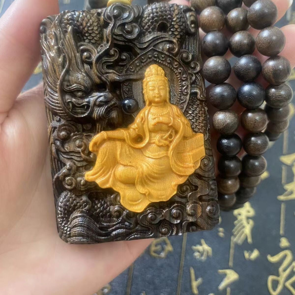 8mm*108 Natural Agarwood Prayer Beads Necklace Kwan-yin Buddha Statue Pandent