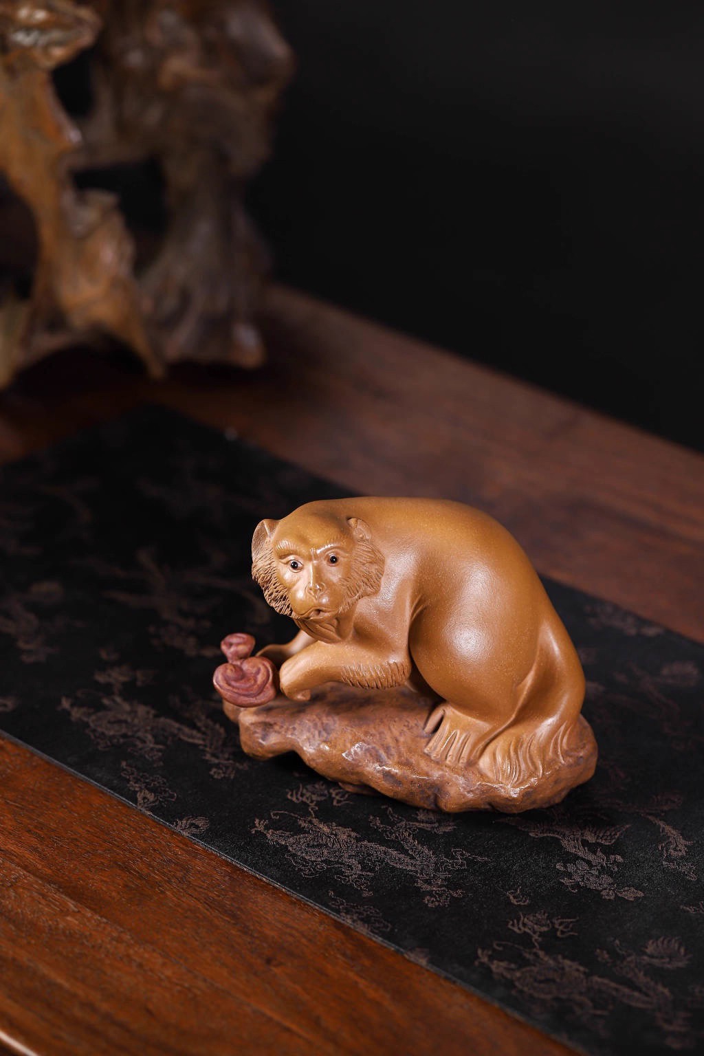 chinese yixing zisha handmade Monkey tea pet LingHouXianRui decoration DuanClay