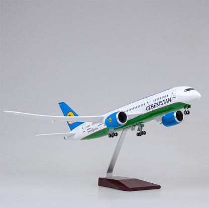1:130 43CM UZBEKISTAN BOEING 787 Passenger Airplane Landing Gear Resin Model