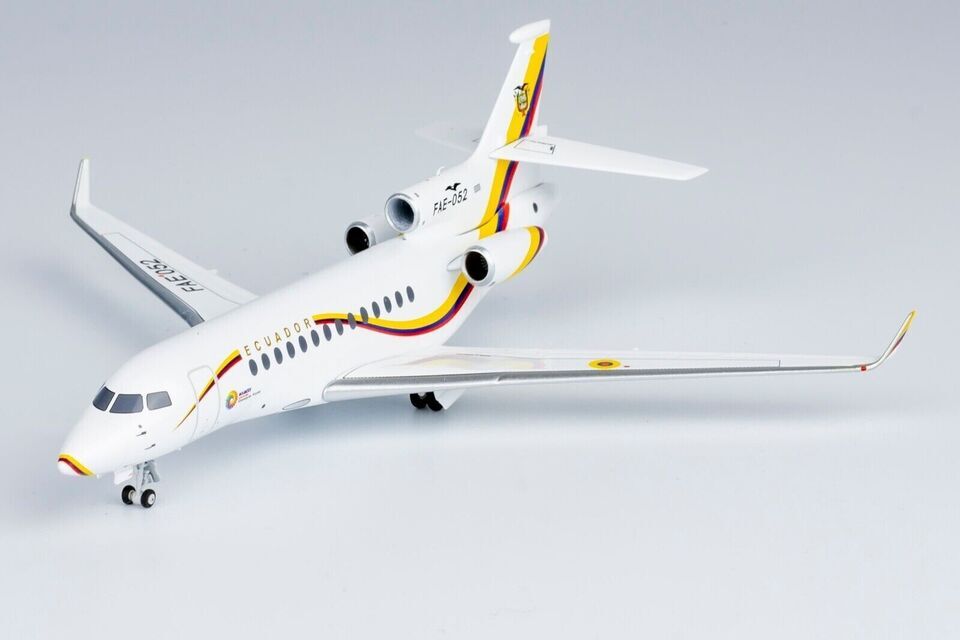 1:200 NG Model Ecuadorian Air Force Dassault Falcon 7X Aircraft Diecast Model
