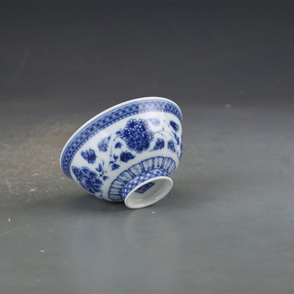 3.7" Collect Chinese Blue-and-white Porcelain Lotus Pond Flower Branch Tea Cup
