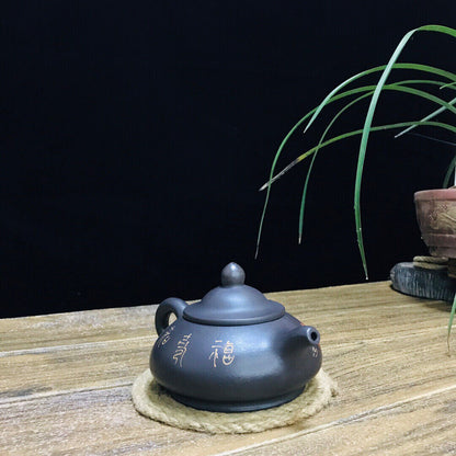 Chinese Yixing Zisha Clay Handmade Exquisite Teapot （草帽 底款：姜礼明）