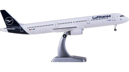 1:200 Hogan Lufthansa AIRBUS A321 Passenger Airplane ABS Plastic Aircraft Model