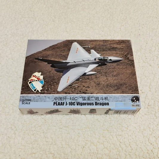 Warhead Studio WSA144008 1/144 PLAAF J-10C “Vigorous Dragon” Fighter Model Kit