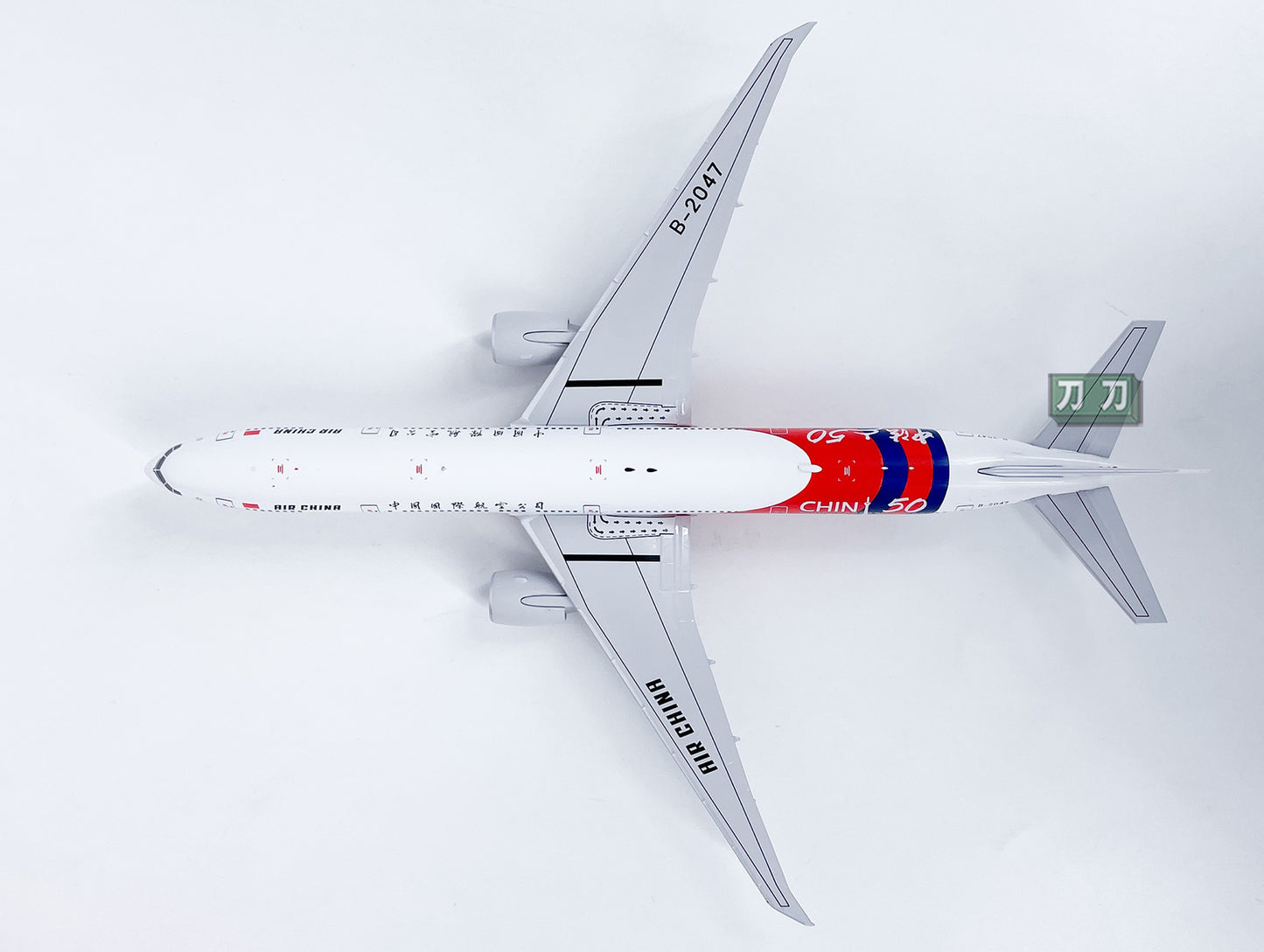 1:400 NG Models AIR CHINA B777-300ER B-2047 Airplane Diecast Aircraft Model