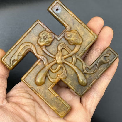Natural Jade Stone Hindu Religious Swastik Swastika Pendant Chain Tag Amulet