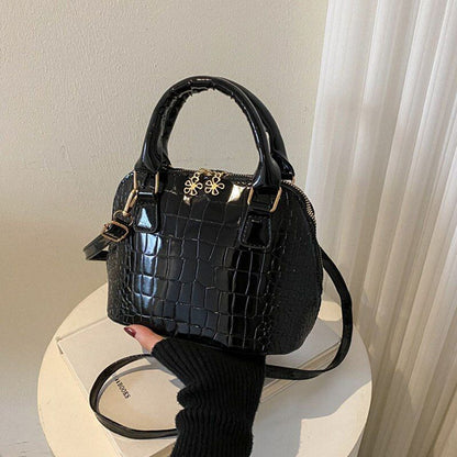 Small Shoulder Bag Fashion Leather Shell Handbag Crossbody Purse 20.5*13.5*16 CM