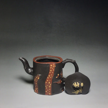 Chinese Yixing Zisha Clay Handmade Exquisite Teapot（熊猫壶 底款：蒋蓉）